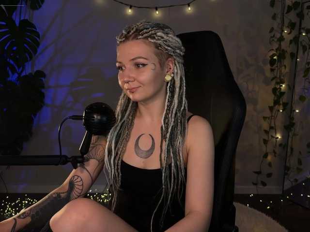 bySOVA's BongaCams show and profile