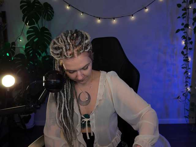 bySOVA's BongaCams show and profile