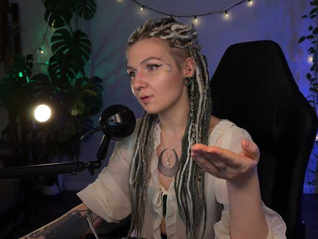 bySOVA's BongaCams show and profile