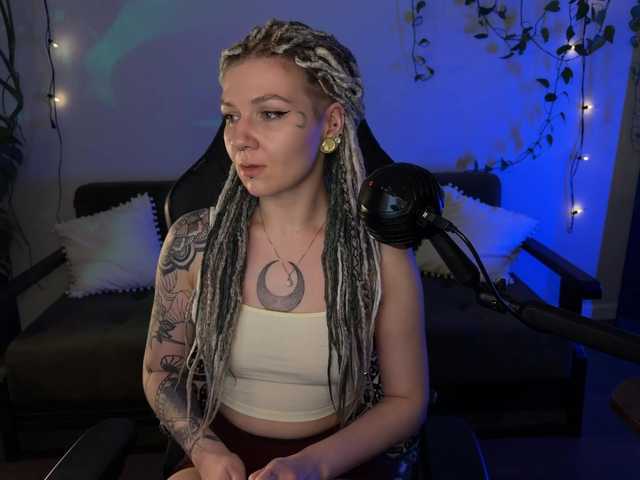 bySOVA's BongaCams show and profile