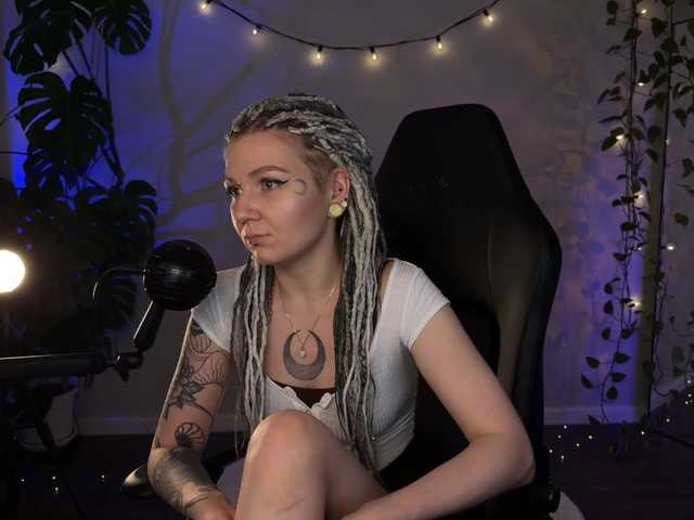 bySOVA's BongaCams show and profile