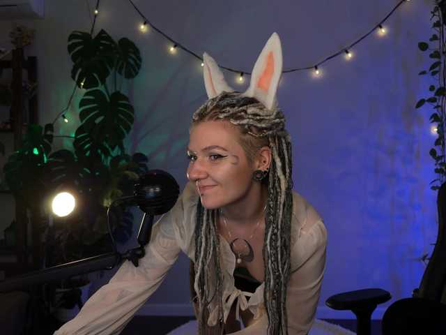 bySOVA's BongaCams show and profile