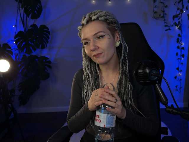 bySOVA's BongaCams show and profile