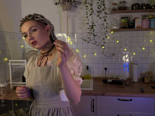 bySOVA's BongaCams show and profile