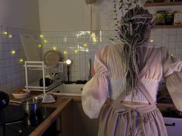 bySOVA's BongaCams show and profile