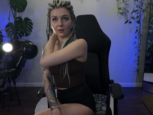 bySOVA's BongaCams show and profile