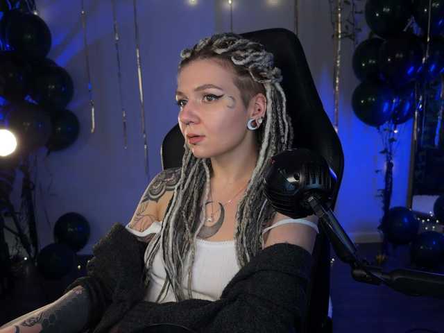 bySOVA's BongaCams show and profile