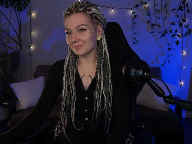 bySOVA's BongaCams show and profile