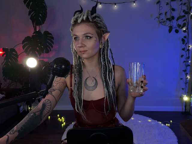 bySOVA's BongaCams show and profile