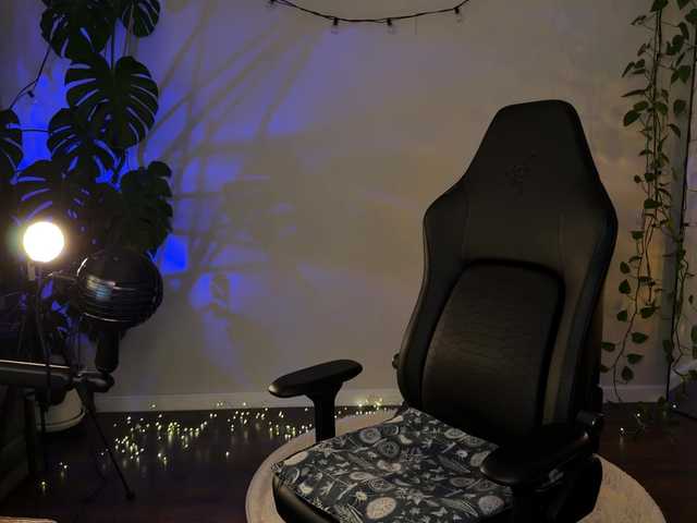 bySOVA's BongaCams show and profile