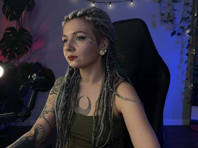 bySOVA's BongaCams show and profile