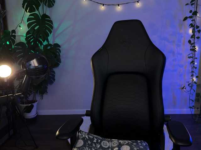 bySOVA's BongaCams show and profile