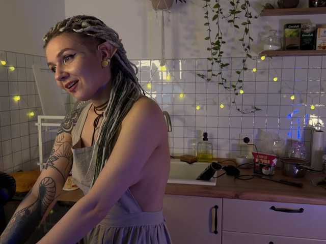 bySOVA's BongaCams show and profile