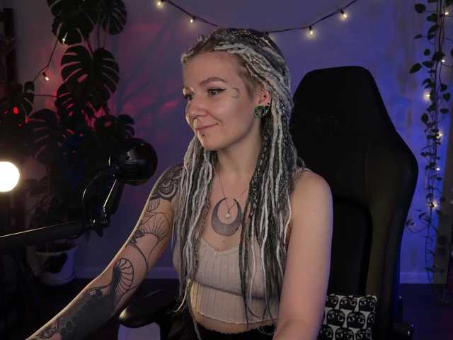 bySOVA's BongaCams show and profile