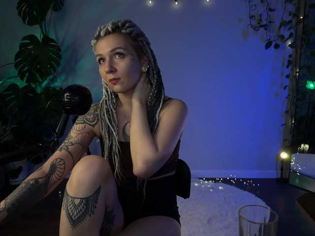 bySOVA's BongaCams show and profile