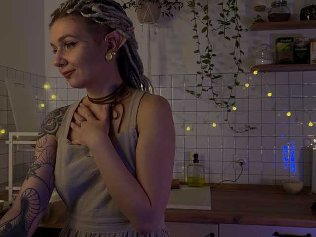 bySOVA's BongaCams show and profile