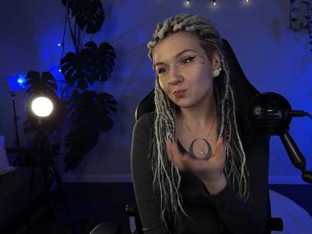 bySOVA's BongaCams show and profile