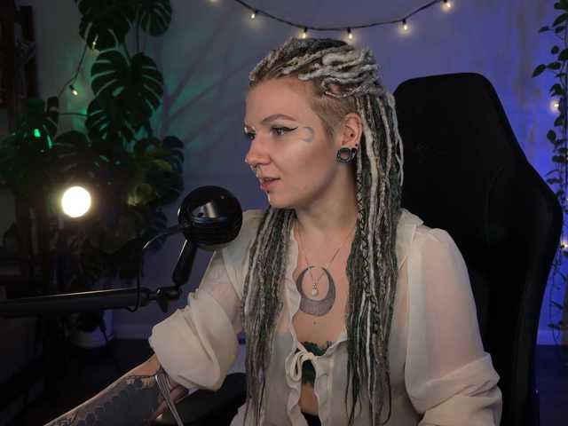 bySOVA's BongaCams show and profile