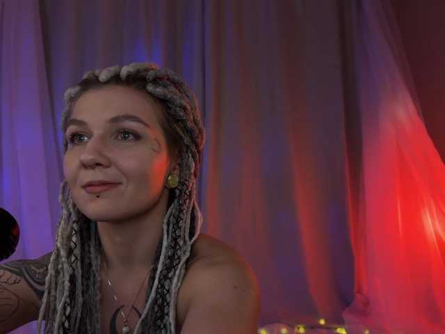 bySOVA's BongaCams show and profile