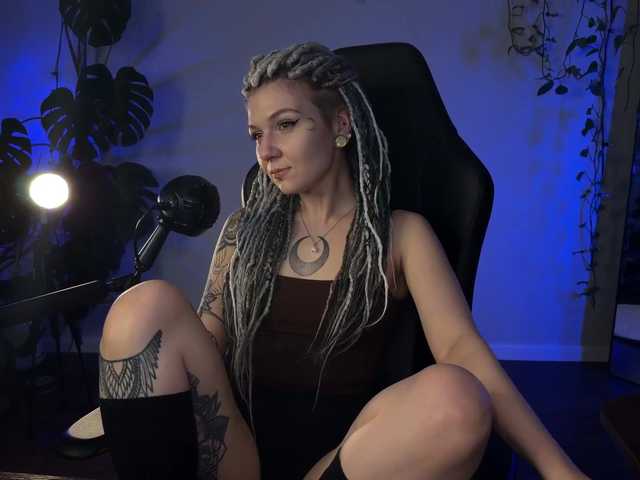bySOVA's BongaCams show and profile