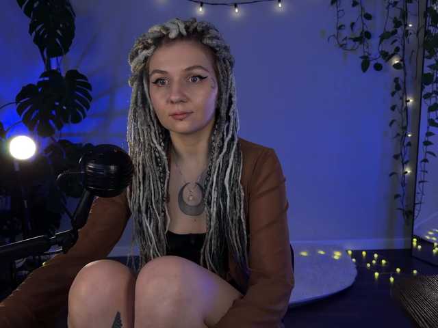 bySOVA's BongaCams show and profile