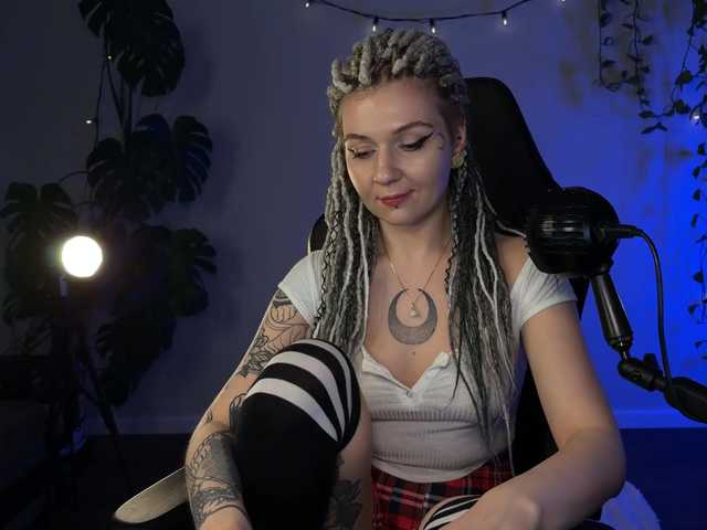 bySOVA's BongaCams show and profile