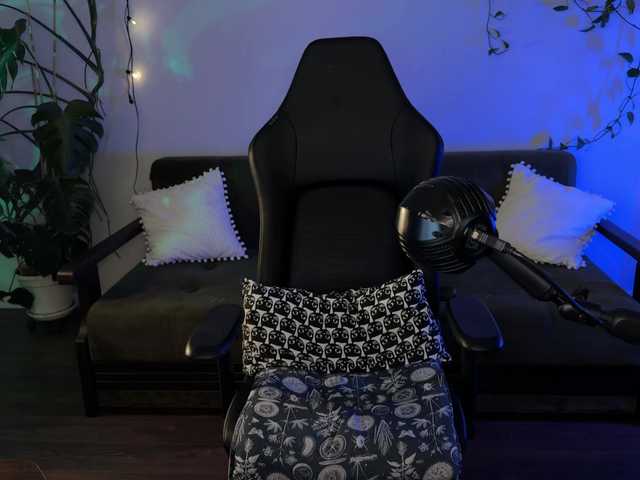 bySOVA's BongaCams show and profile