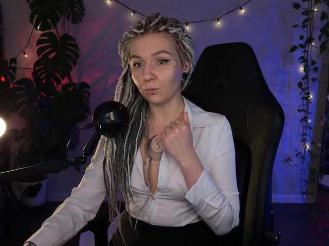 bySOVA's BongaCams show and profile