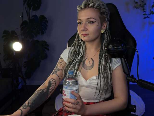 bySOVA's BongaCams show and profile