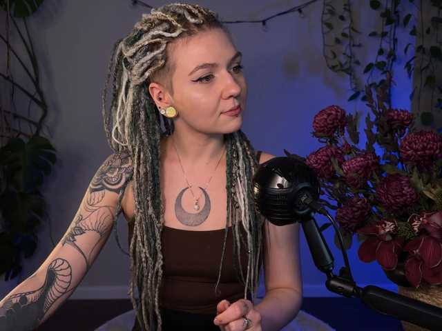 bySOVA's BongaCams show and profile