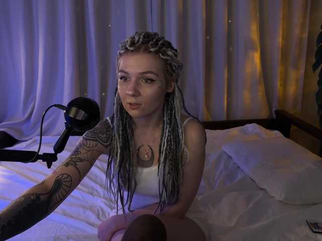 bySOVA's BongaCams show and profile