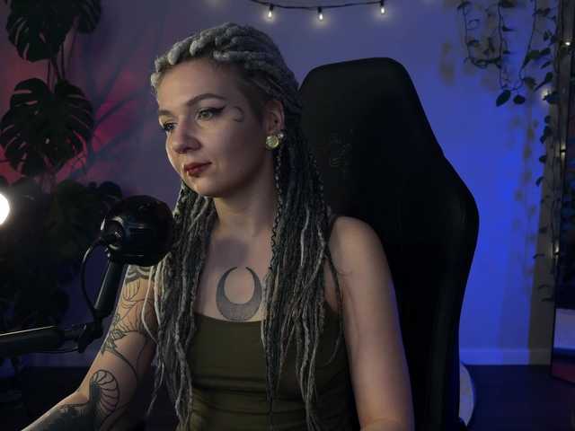 bySOVA's BongaCams show and profile