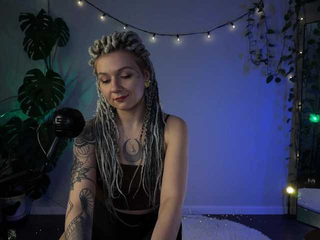 bySOVA's BongaCams show and profile