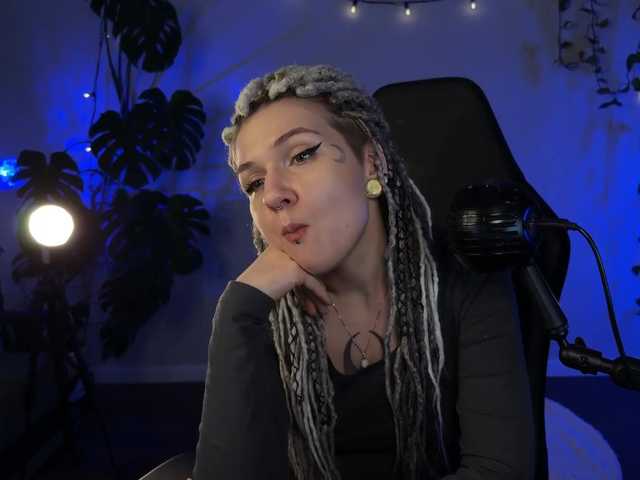 bySOVA's BongaCams show and profile
