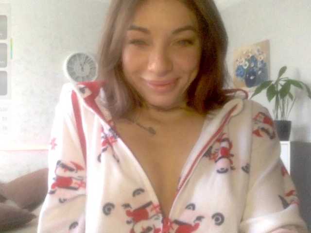 YaseniyaLove's BongaCams show and profile