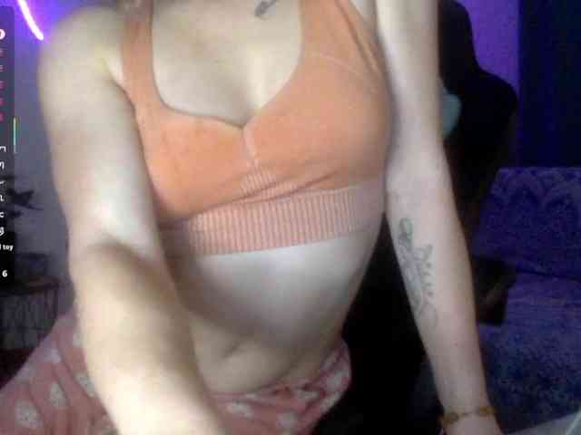YaseniyaLove webcam
