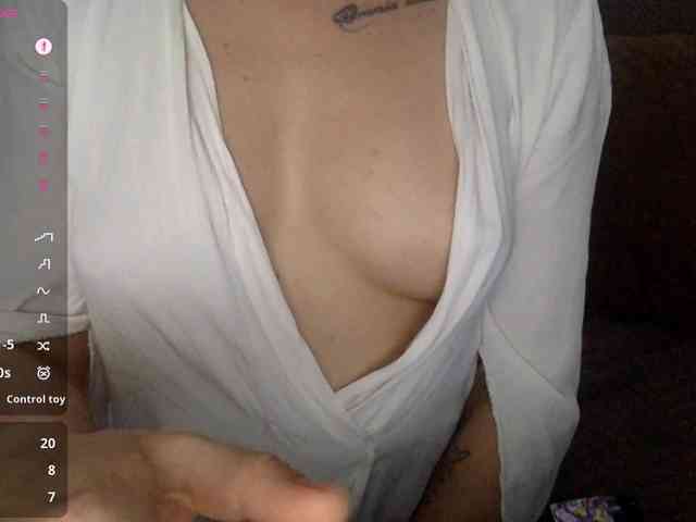 YaseniyaLove webcam