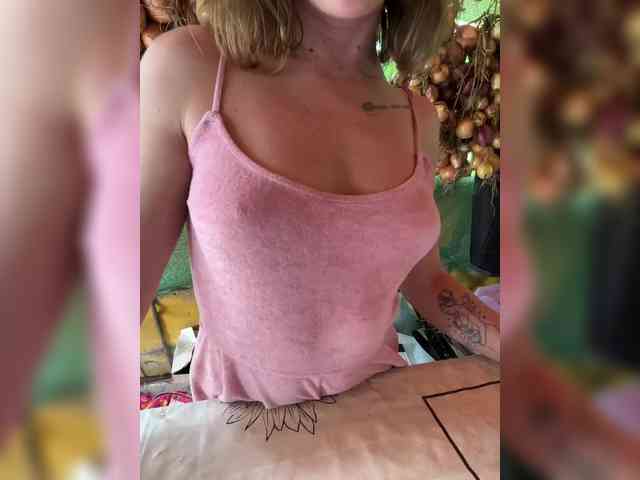 YaseniyaLove webcam