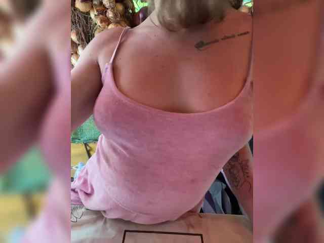YaseniyaLove webcam