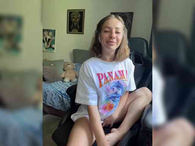 YaseniyaLove webcam