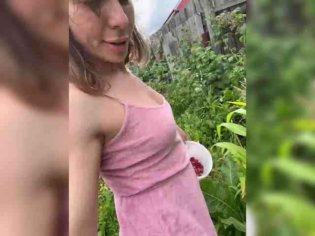 YaseniyaLove webcam