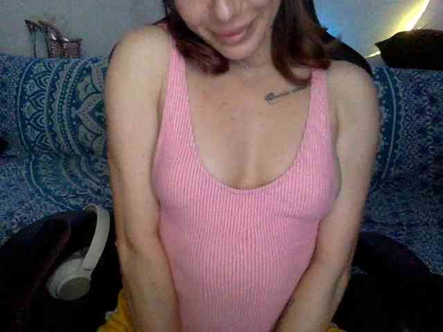 YaseniyaLove webcam