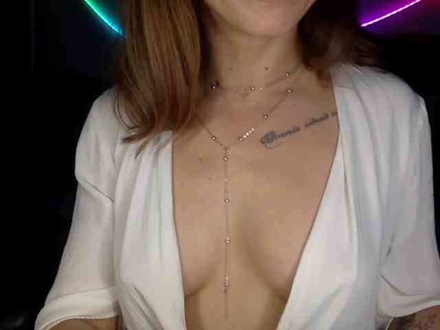YaseniyaLove webcam