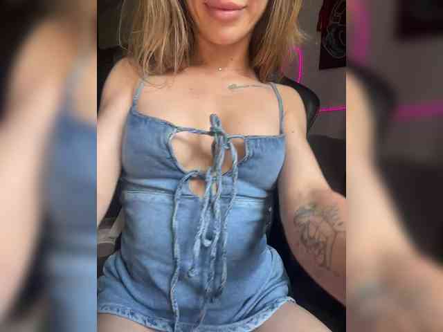 YaseniyaLove webcam