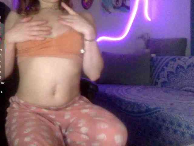 YaseniyaLove webcam