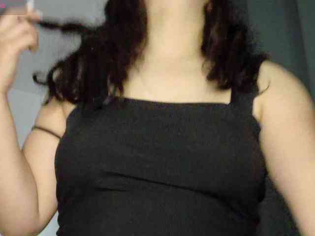 SiennaMoan Live Webcam on BongaCams