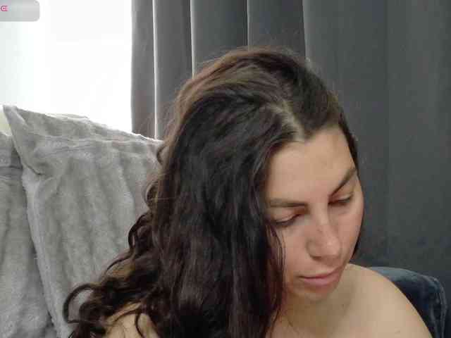 SiennaMoan Live Webcam on BongaCams