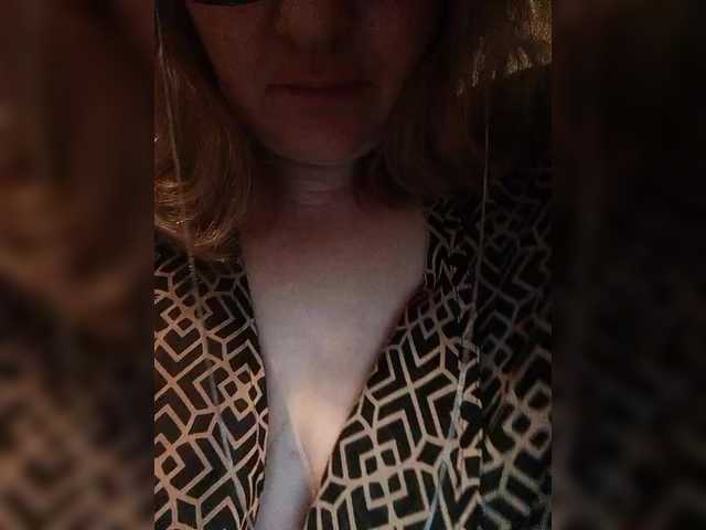 SIMONA7411's BongaCams show and profile