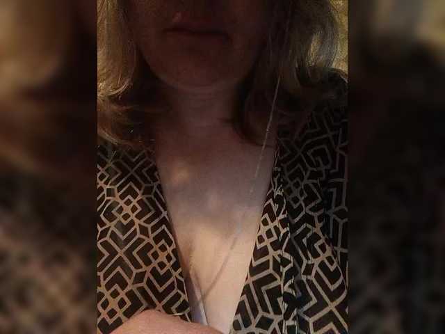 SIMONA7411's BongaCams show and profile