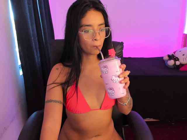 laurafernandez webcam